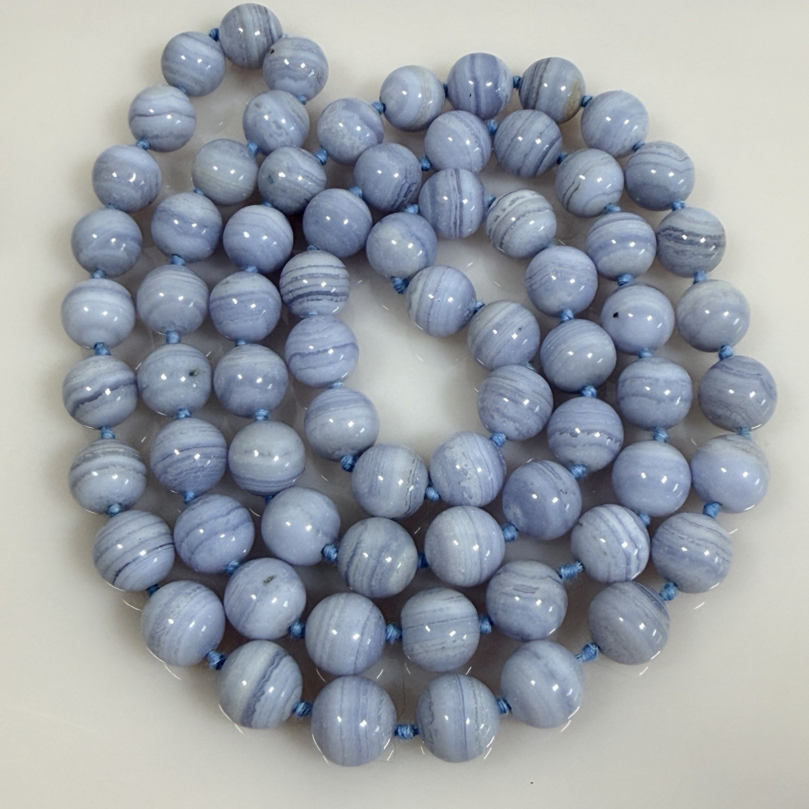 Vintage Blue Lace Agate Beaded Necklace 31″ Endless Strand Hand Knotted 9.7 mm