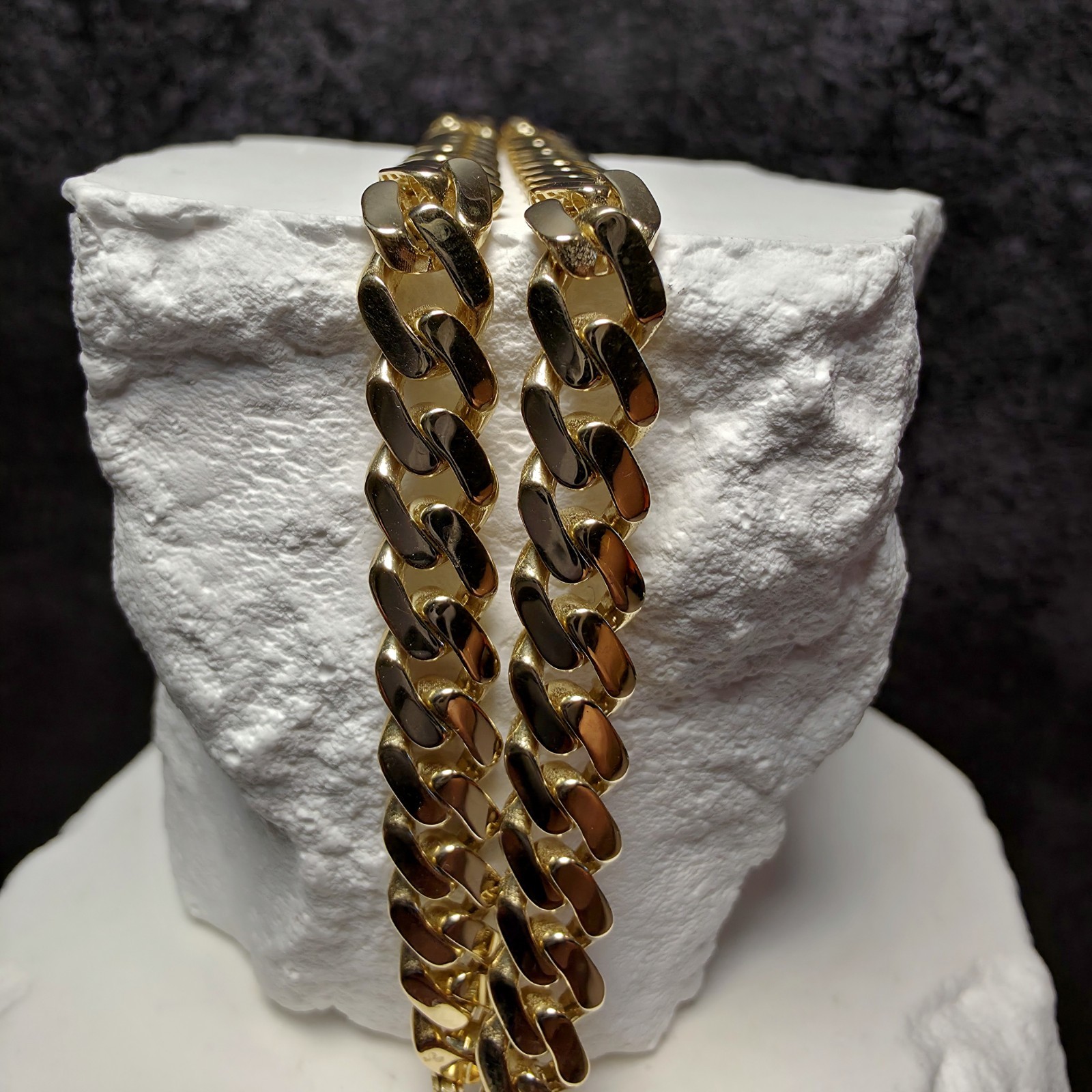10K Solid Yellow Gold 6.1mm Monaco Cuban Chain (22″) w/Iced-Out Coffin Lock