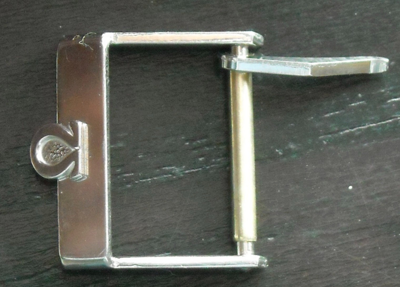 VINTAGE STEEL OR GOLD PLATED OMEGA BUCKLE 16mm INTERNAL DIAMETER – NO STRAP