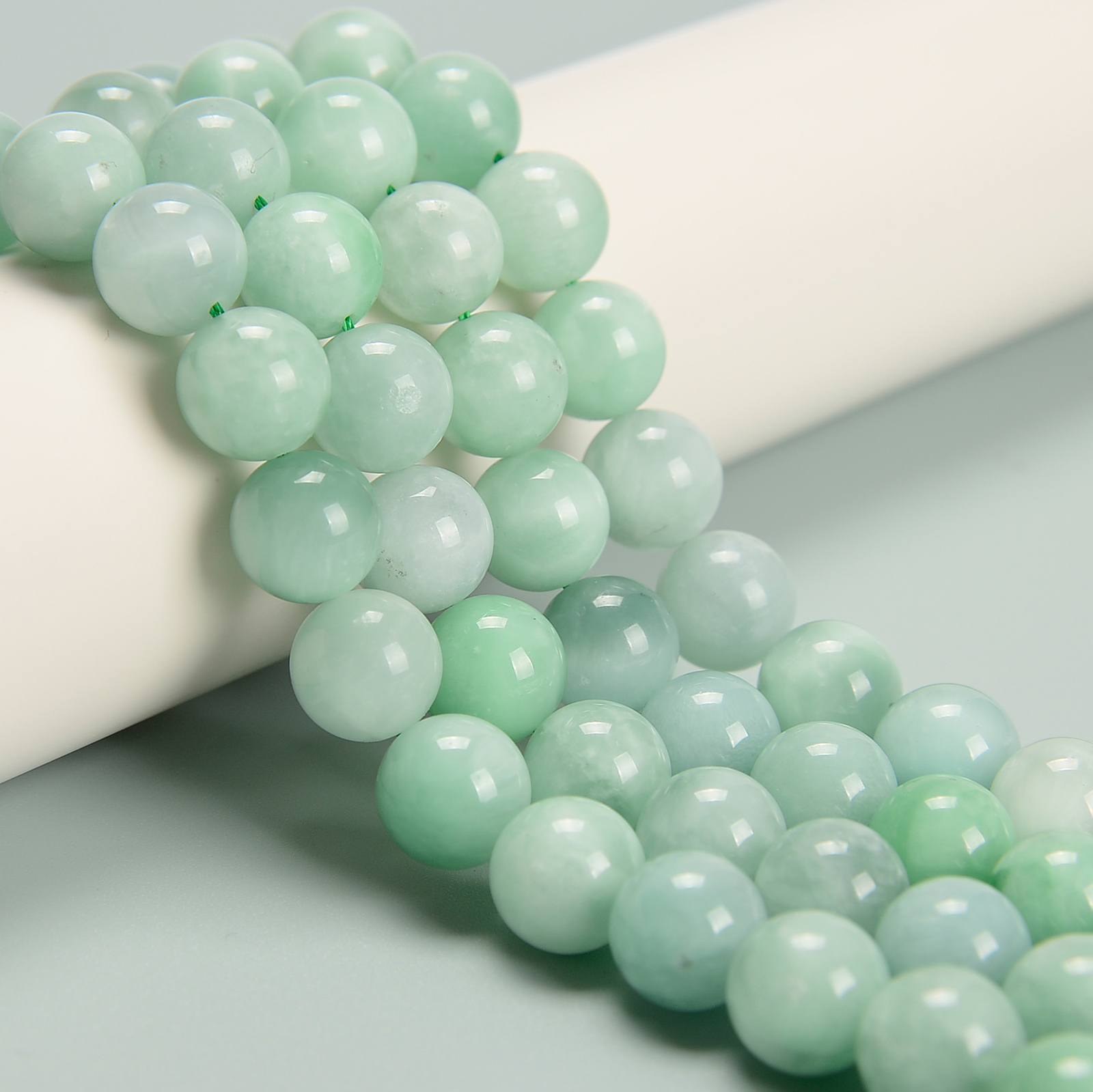Natural Green Jadeite Jade Smooth Round Beads 4mm 6mm 8mm 10mm 12mm 15.5″ Strand