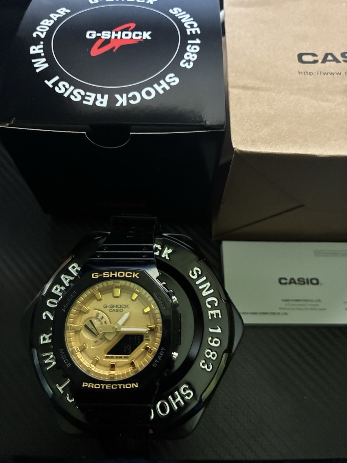 Casio G-SHOCK Analog/Digital Quartz 48-51.9mm Black Resin Strap 200m Box Manual