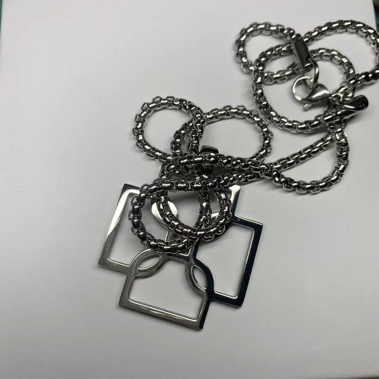 Fashion Boutique Stainless Steel Necklace Hip Hop Style Male and Female Couple N