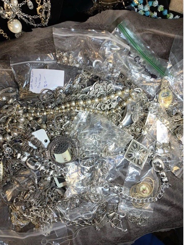 6+ Lbs. POUNDS Unsearched Huge Lot Jewelry Vtg-Now Junk Art Craft Treasure Hunt