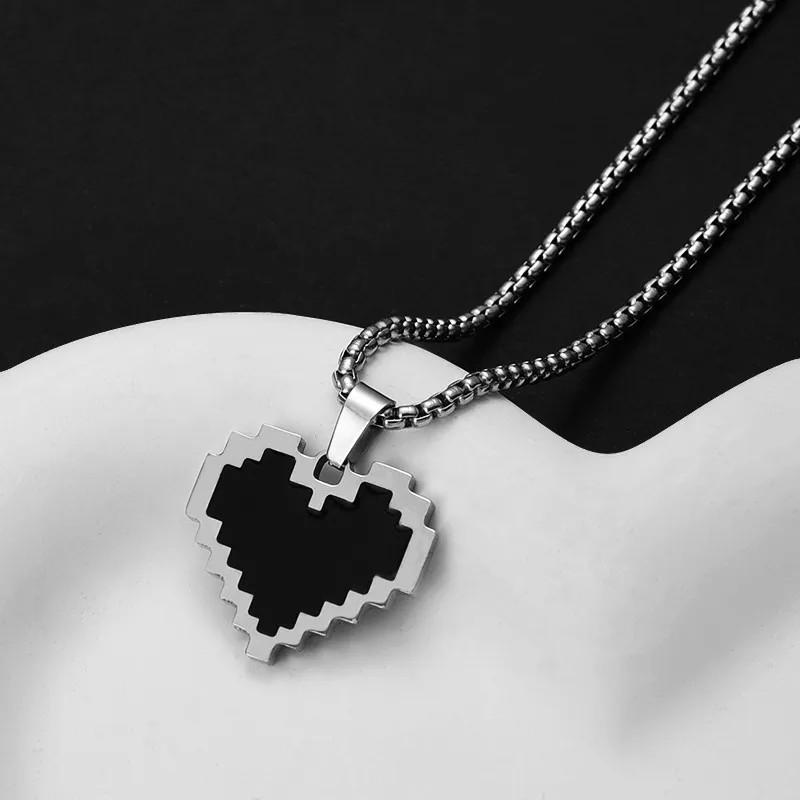 Personality Titanium Steel Heart-shaped Mosaic Hip-hop Necklace for Women Couple