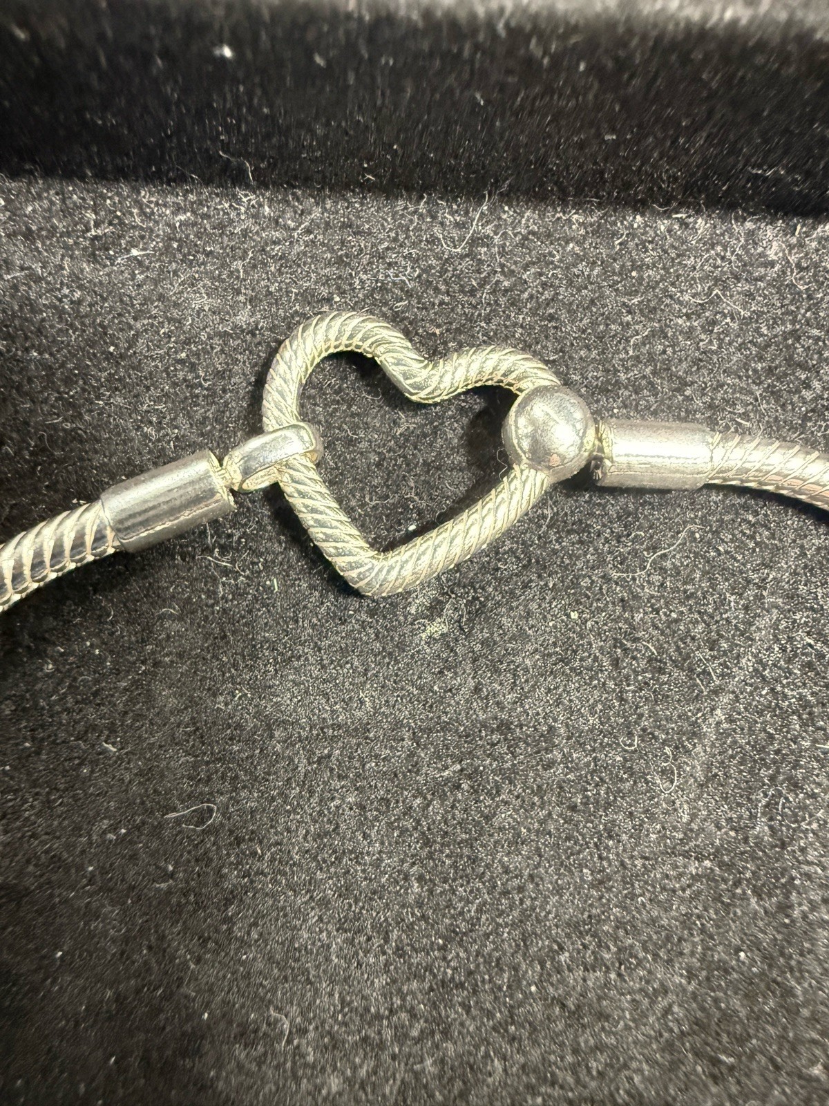 Pandora Moments 7.9” Heart Closure Snake Chain Bracelet Silver #599539C00-20 NEW