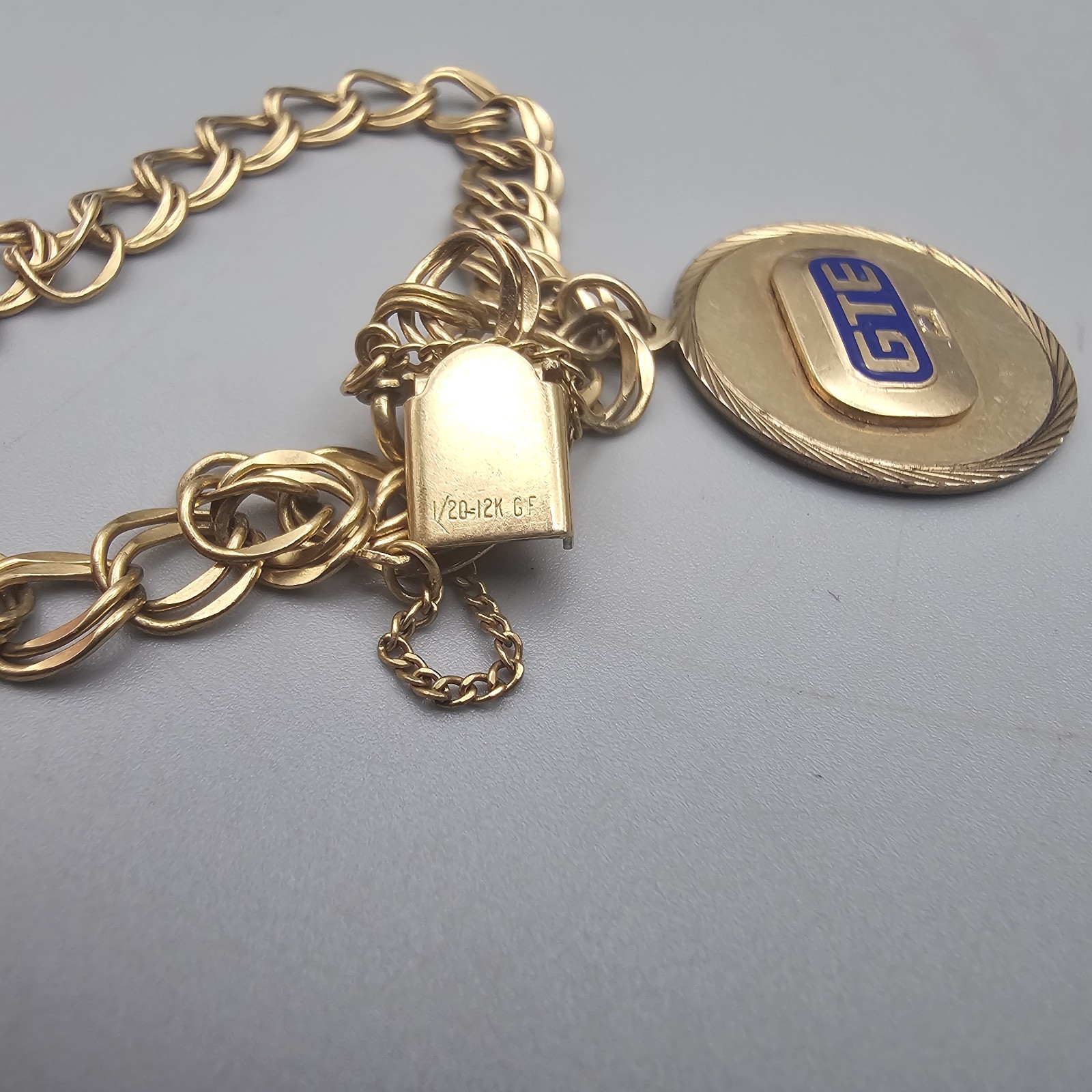 Vintage 10k Gold GTE Emblem Charm On 12k GF Bracelet – See Details