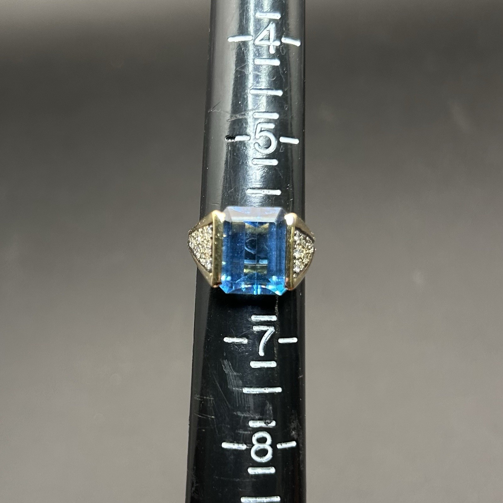 Vintage 14K Yellow Gold Emerald Cut Blue Topaz Pave Diamond Cocktail Ring Size 6