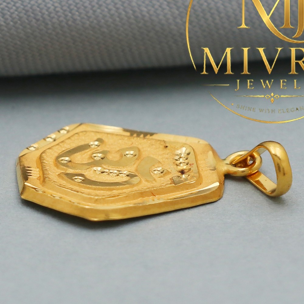 22K Stamp Hallmark Gold Pendant 2.5cm Elegant Fine Jewelry Luxury Gift