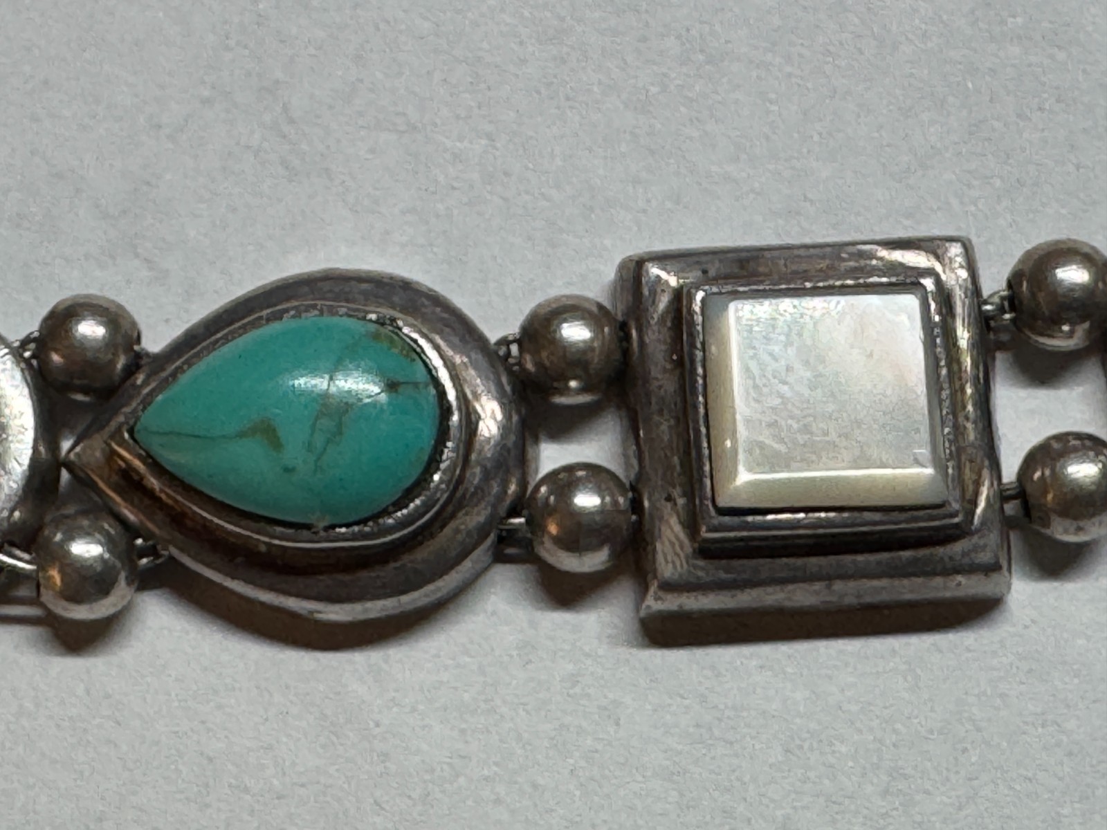 925 Thailand Sterling Silver Turquoise Mother of Pearl Link Bracelet 31g