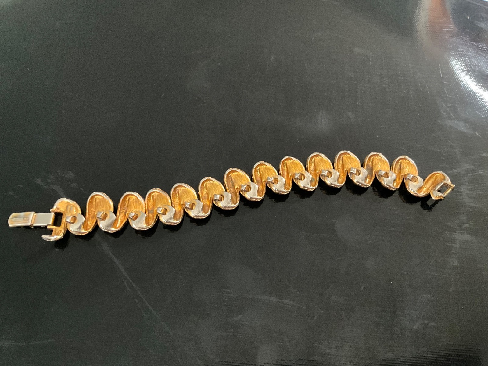 Vintage Gold Tone Ribbon Link Bracelet Wide Textured Statement Costume Jewelry