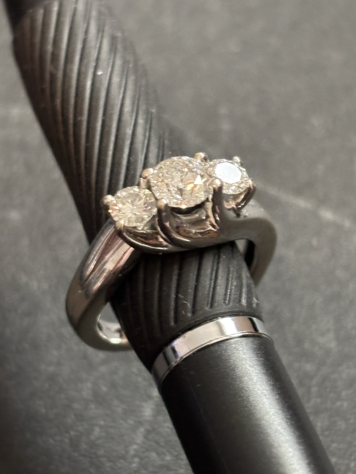 10k White Gold Diamond Engagement Ring Size 6 (.7) ctw SEE DESCRIPTION