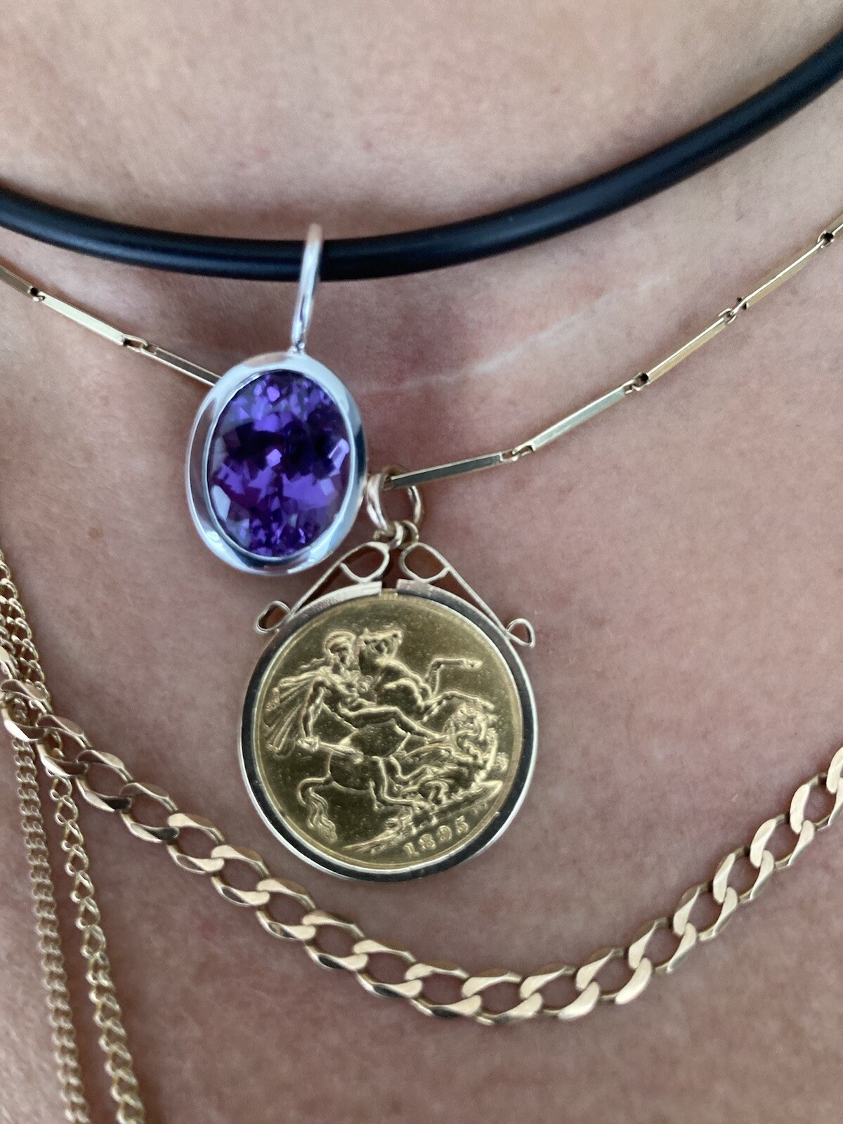 Stunning Semi precious Gem stone Pendant (returns accepted if you don’t agree)