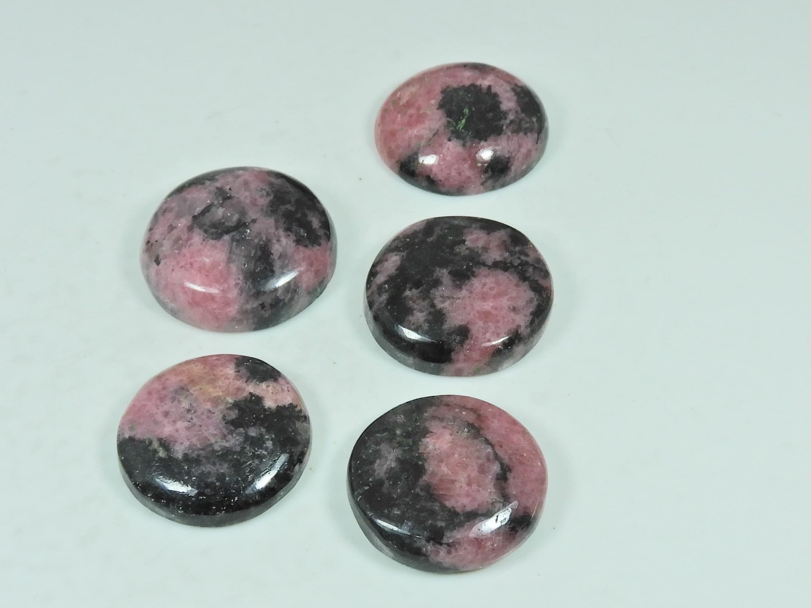 215Cts. Natural Rhodonite Round Shape Cabochon Loose Gemstone 05Pcs Lot w550