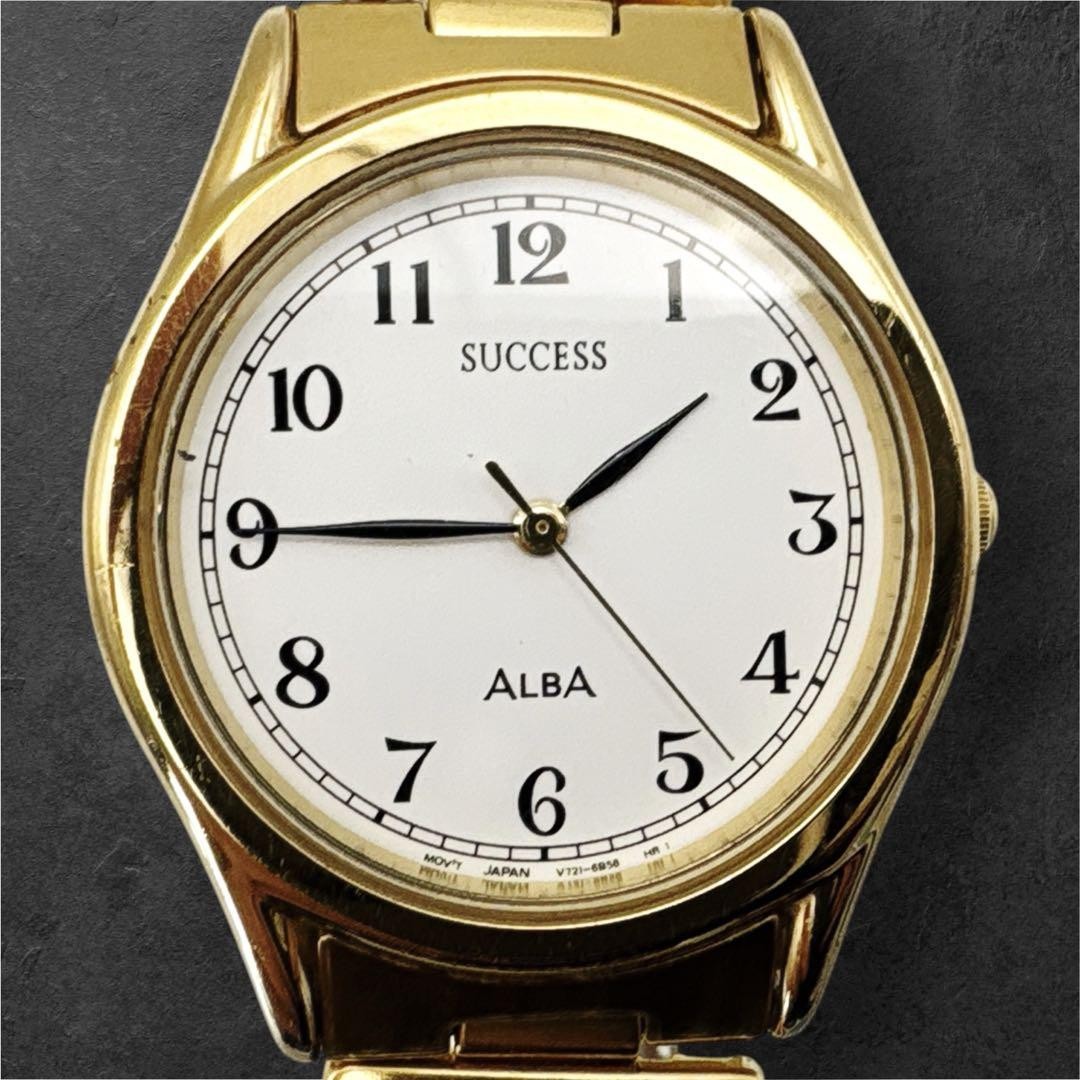 SEIKO Alba Success V721 Watch, Gold & White, 31mm, Accordion Type
