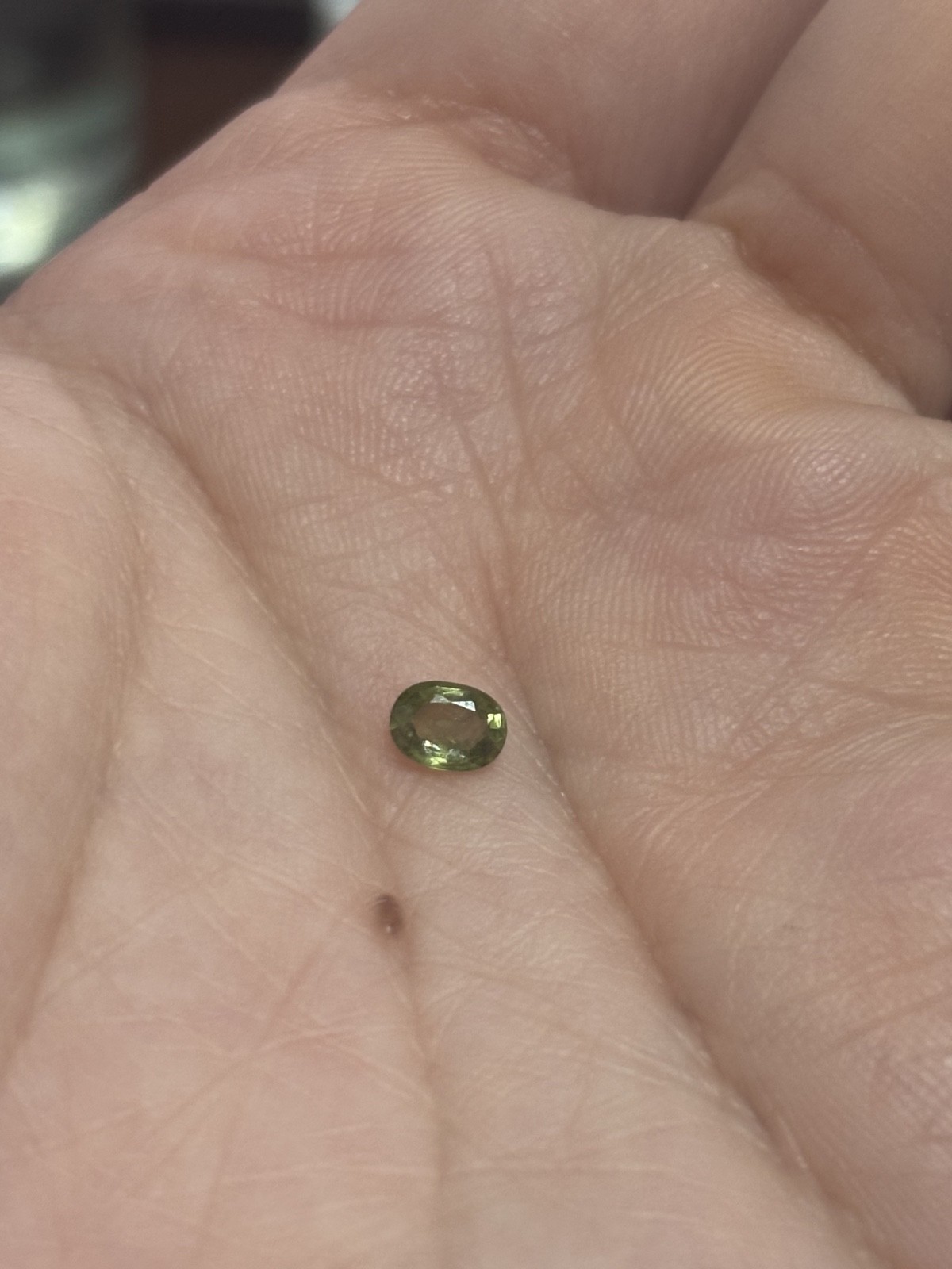 RARE – Bi colored SAPPHIRE Greenish-Yellow 0.35 CT No heat BANGKACHA THAILAND