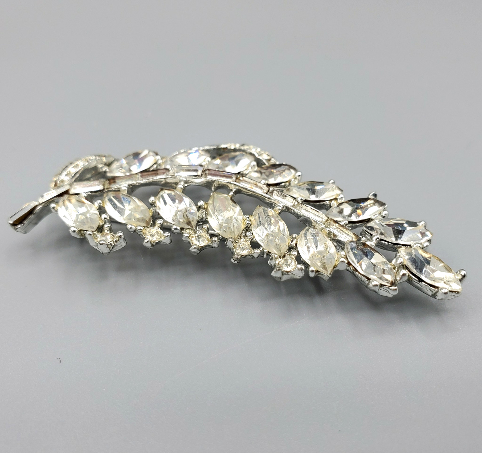1950’s Unsigned Designer Clear Marquise Baguette Feather Leaf Brooch