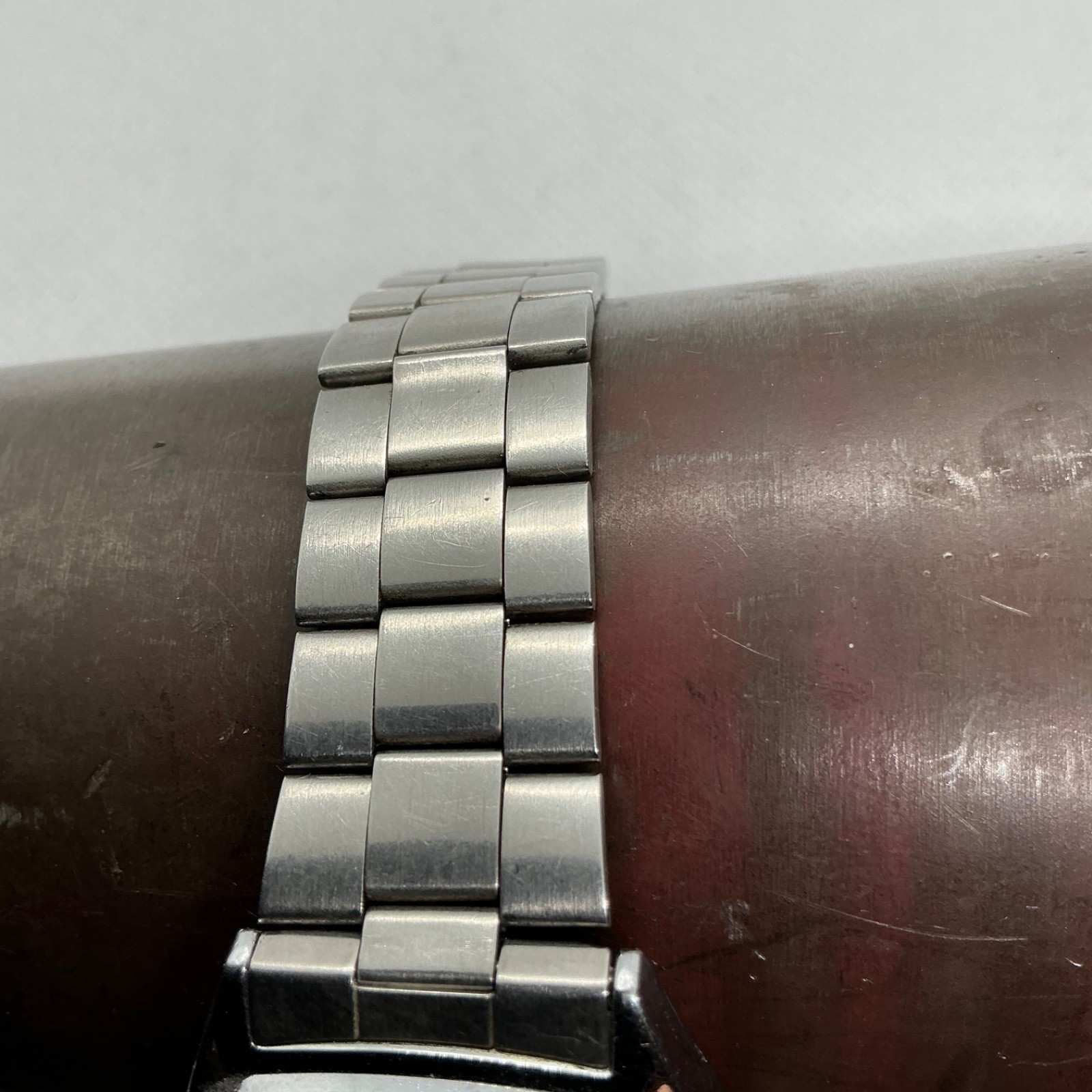 Vintage Pulsar by Seiko32MM Y147-5009 Fits 8 Wrist NEW BATTERY RUNS PERFECTLY