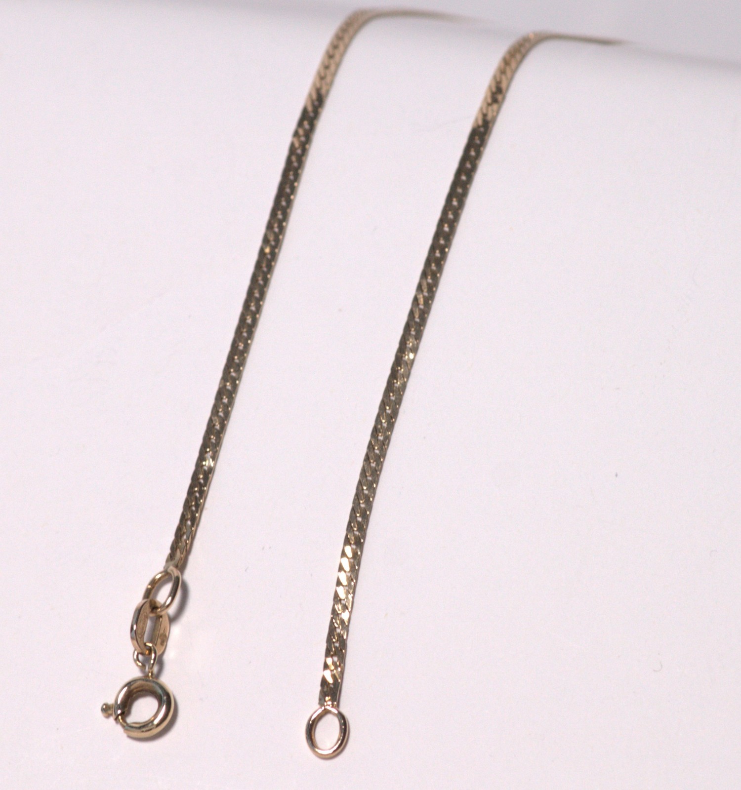 Gold Chain – 9ct Gold Curb Chain Necklace Fine 16 inches 40cm