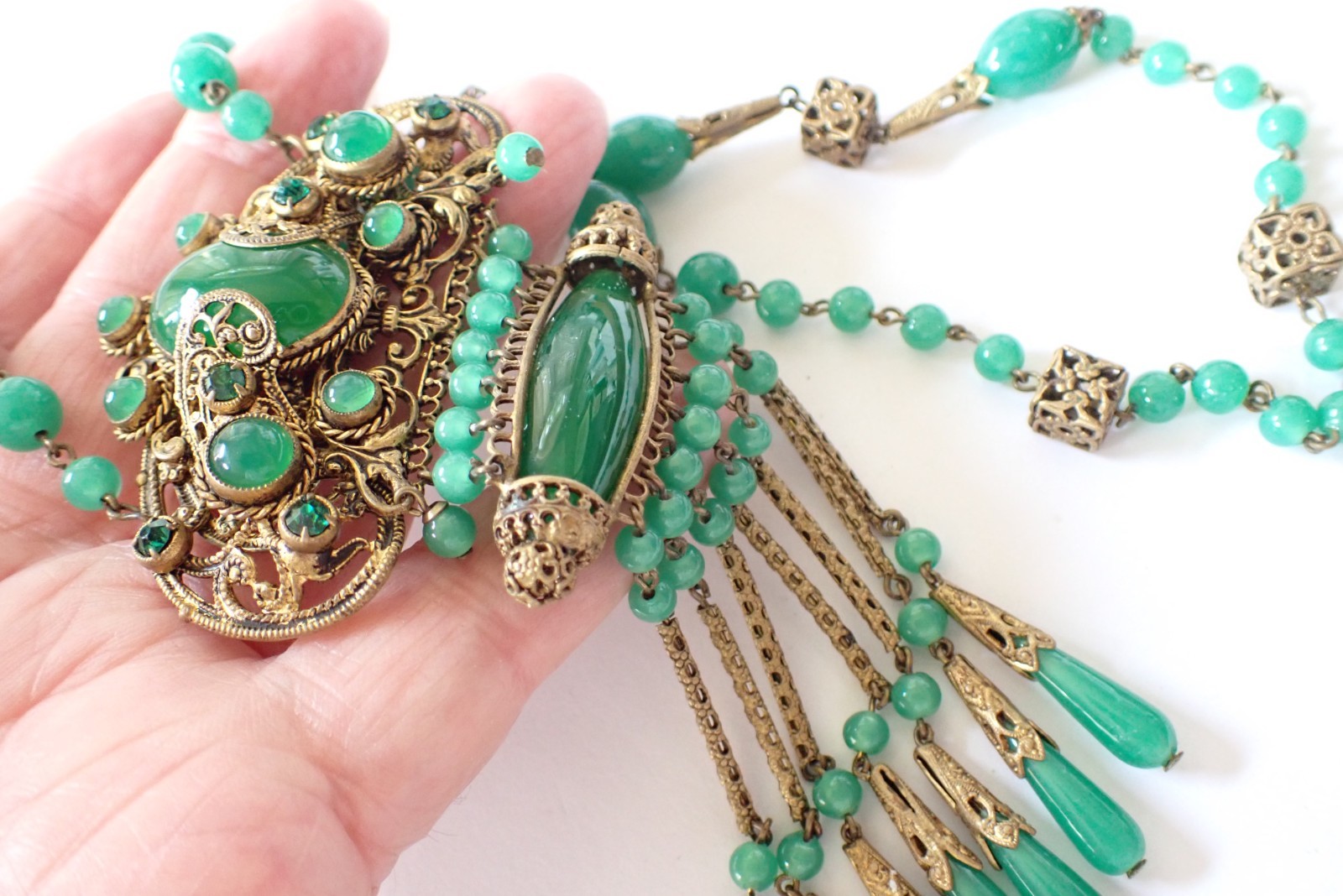 Art Deco Neiger Bros Czech Green Chrysoprase Glass Filigree Pendant Necklace