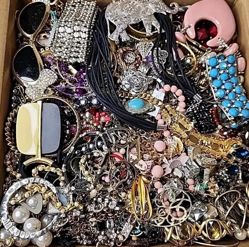 10 Pound Lbs Unsorted Huge Lot Jewelry Vintage & Modern Junk & Resell Tangled In