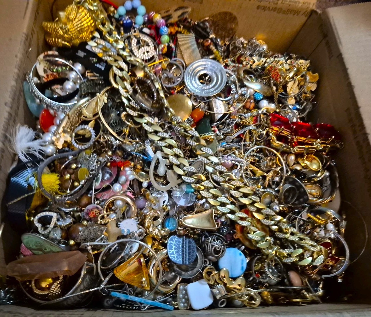 10 Pound Lbs Unsorted Huge Lot Jewelry Vintage & Modern Junk & Resell Tangled In