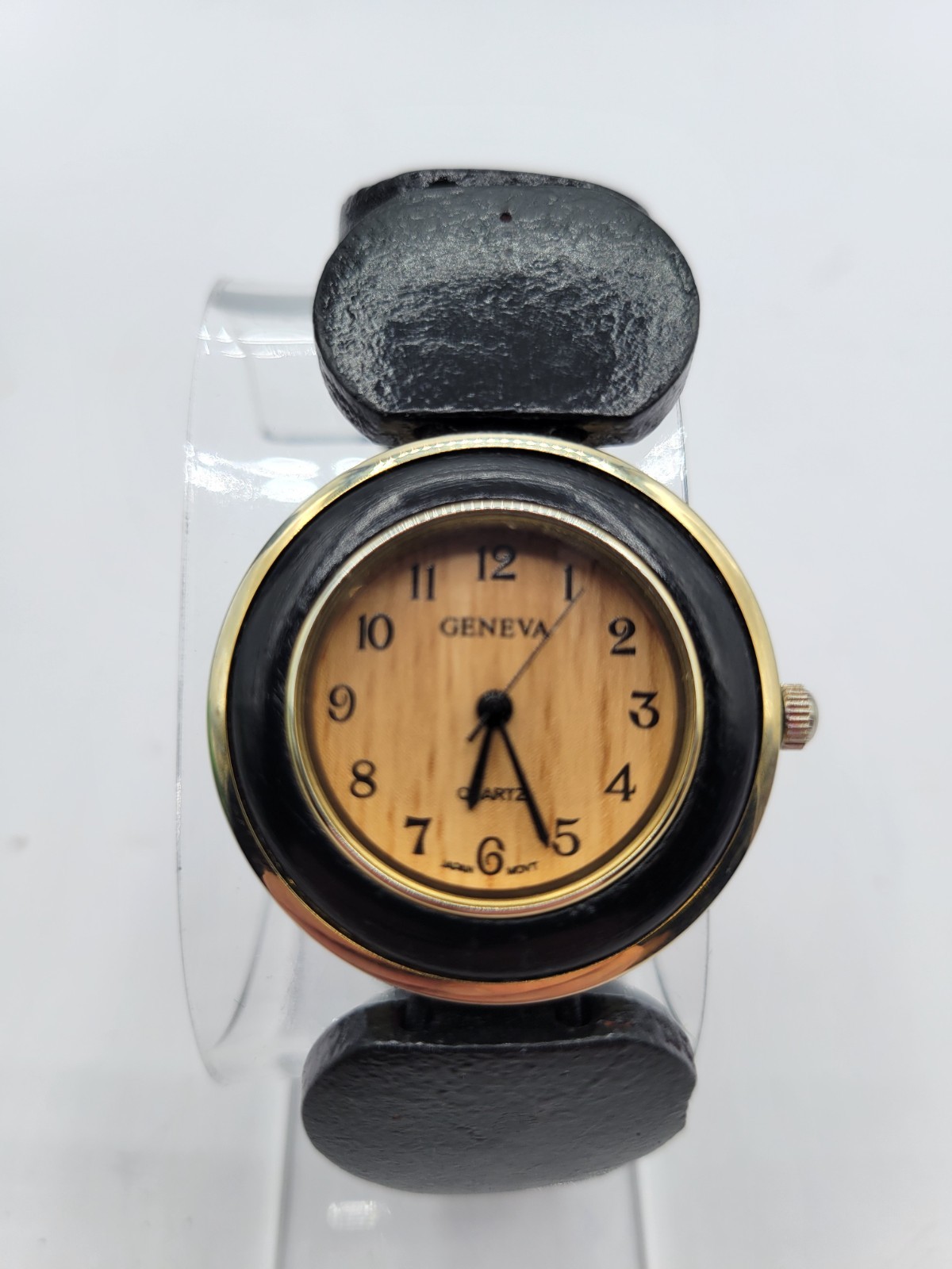 Vintage Geneva Watch With wooden Wristband Stainless Steel