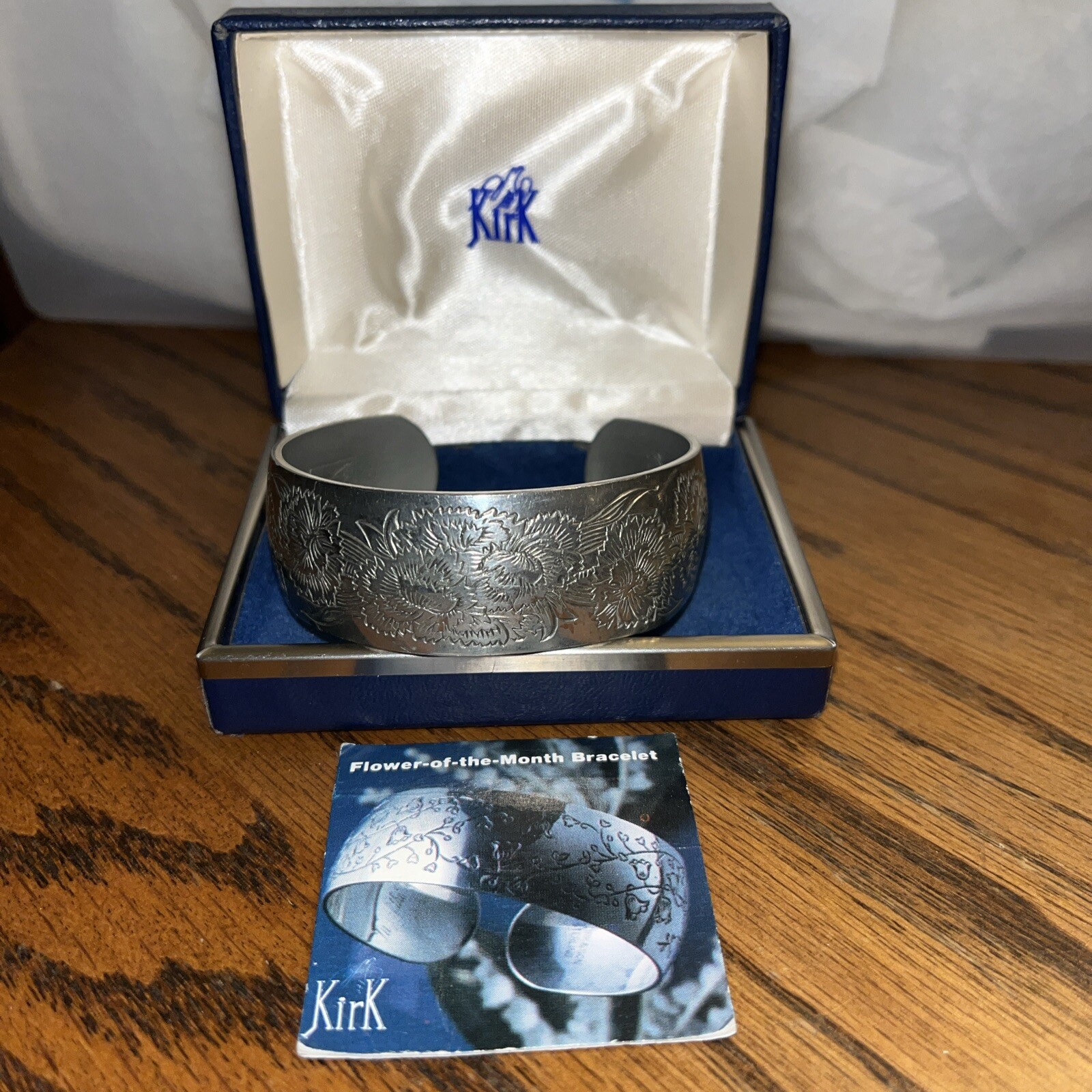 Kirk Stieff Vintage 900-1 Pewter Flower of the Month Carnation Bracelet