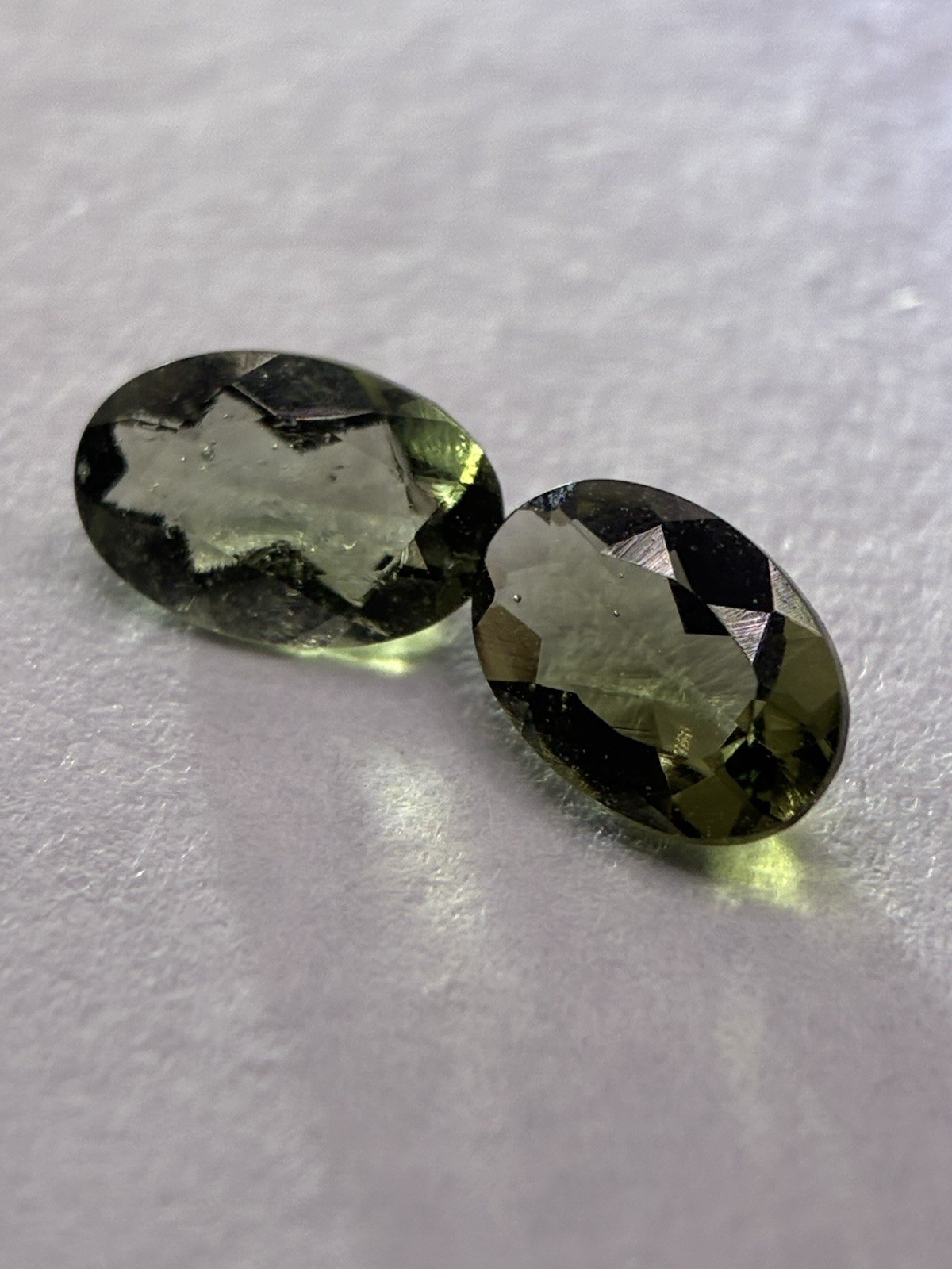 Moldavite 6×4 mm Oval Cut Loose Gemstone Matching Set Czech Republic 2 Pieces