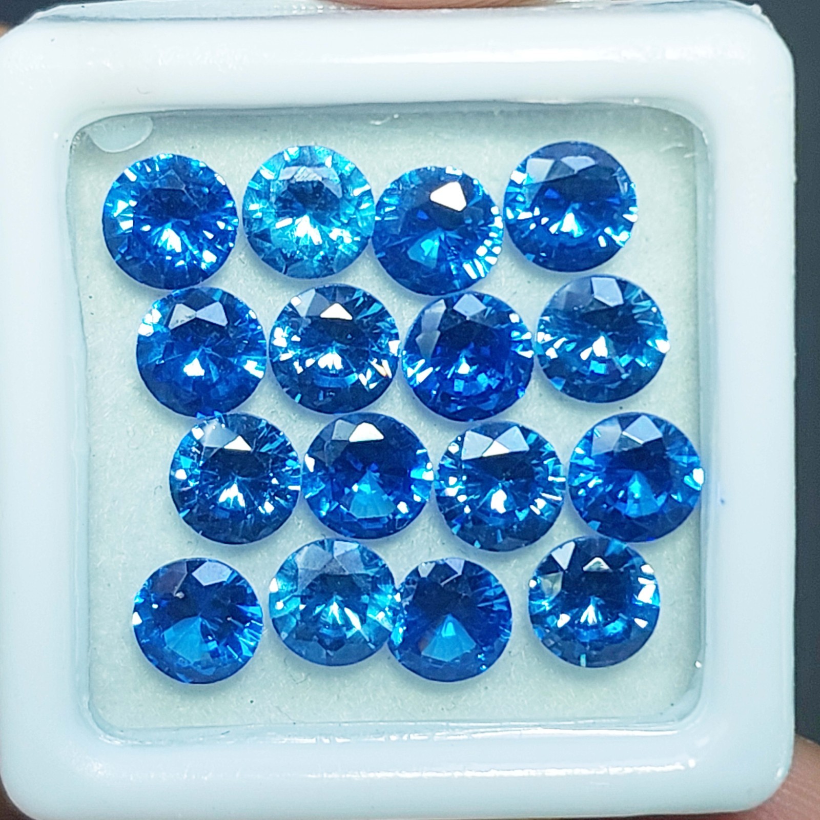 Natural Blue Sapphire 6MM Round 16 Pc Certified Loose Gemstone Parcel