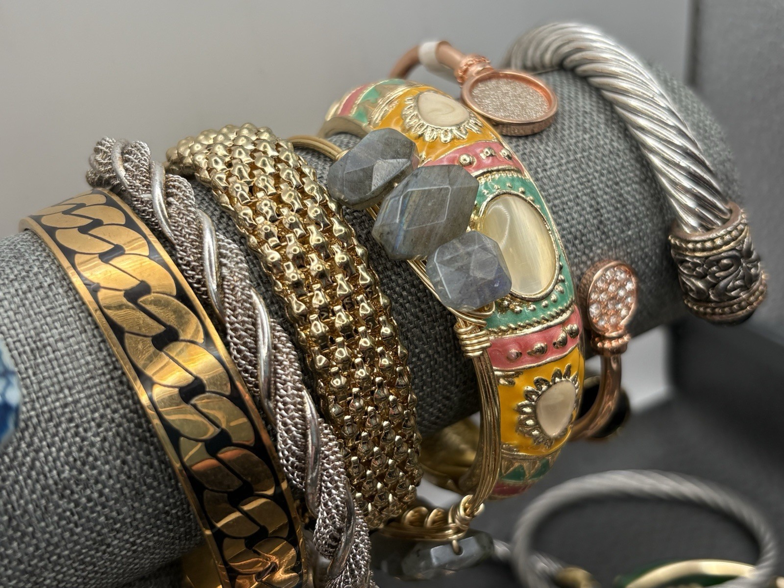 VTG – Modern Boho Ethnic Mixed Metals Jewelry Lot Bracelet Bangle Cuff