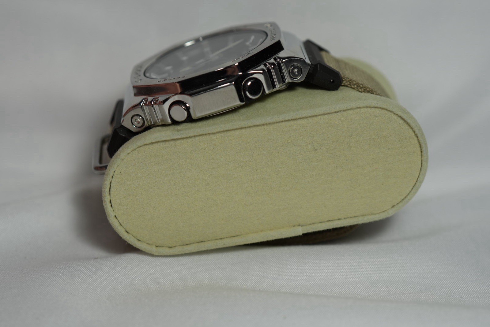 Casio G-SHOCK GM-2100CB Ana-Digi Quartz 200m Octagon Green Fabric Strap