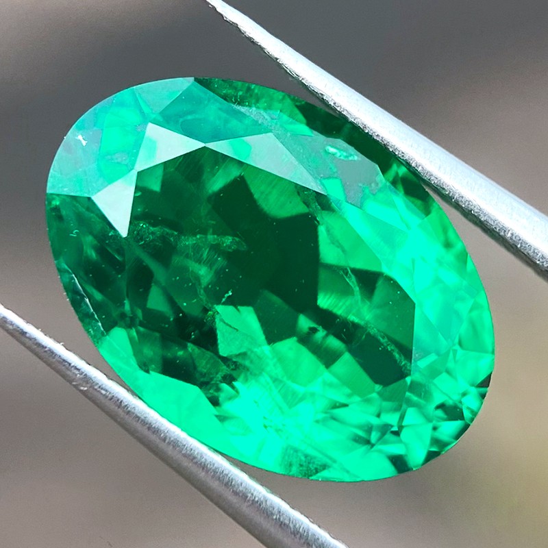Lab Grown Columbia Emeralds 0.5-5ct Oval Cut Gemstone VVS1 for Jewelry AGL