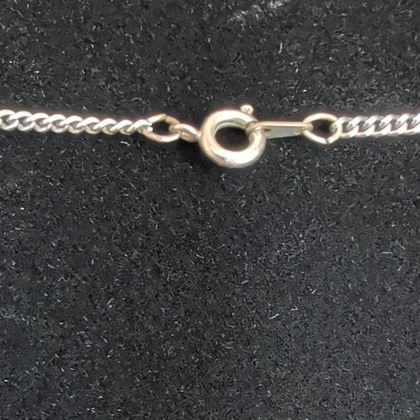 Silver Tone Hammered Arrowhead Pendant Cable Chain Necklace Gold Tone Wire Wrap