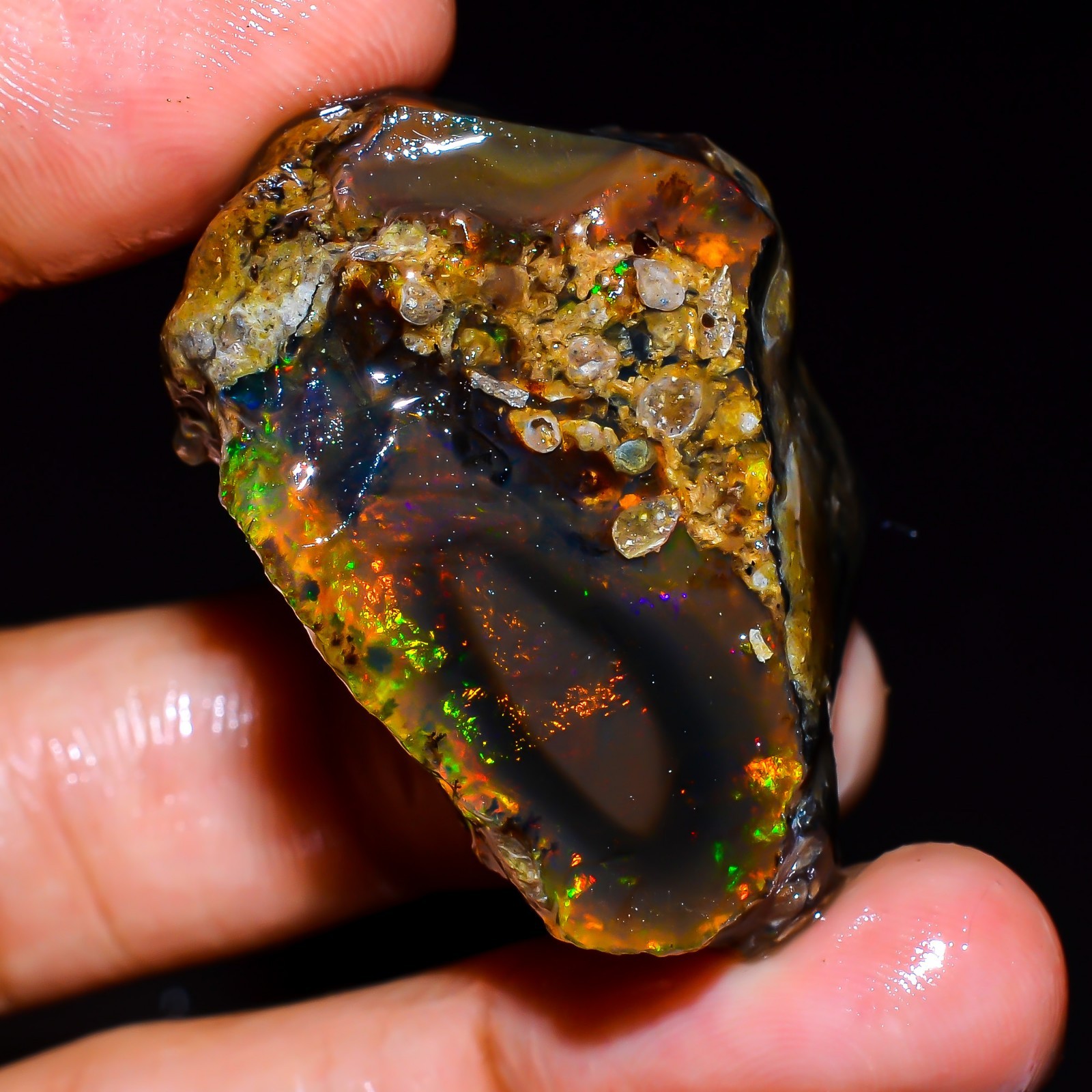 84.50 Ct Fire Opal Ethiopian Natural Oil Rough Gemstone For Jewelry 37x27x17 mm