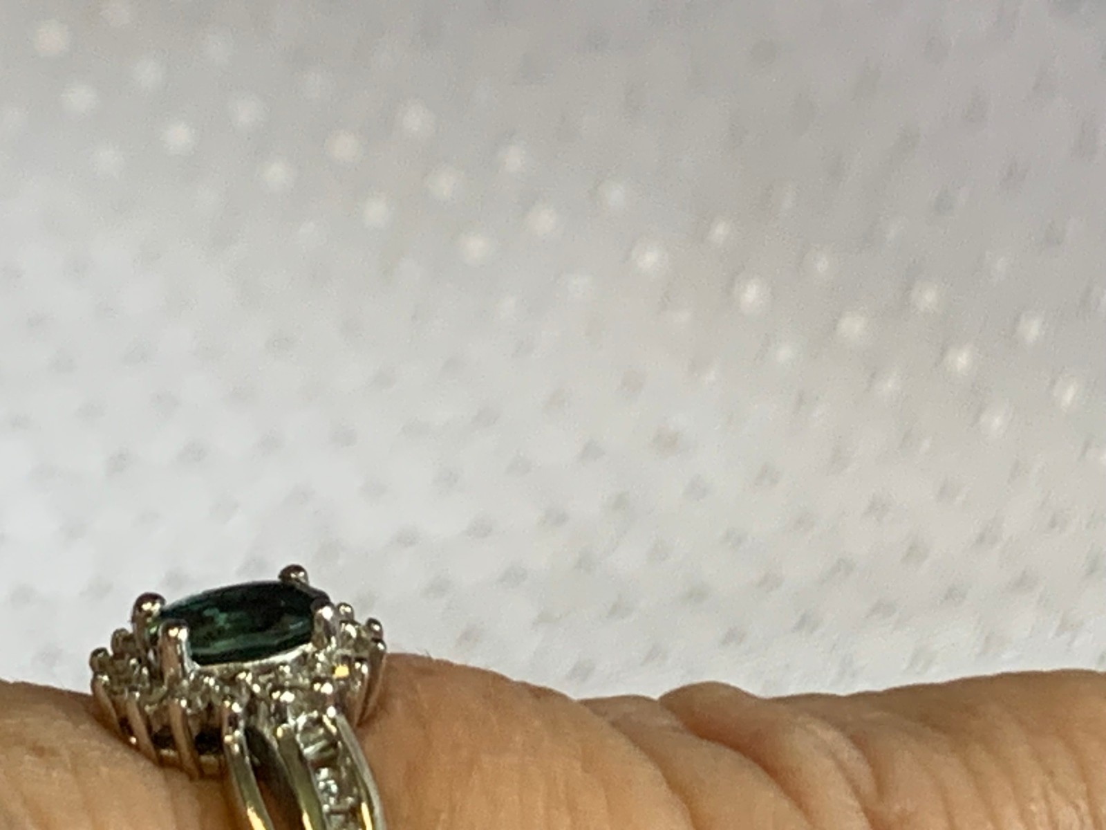 Sterling Silver Diamond Ring 3.24g Fine Jewelry Size 7 Band Green Stone *READ*