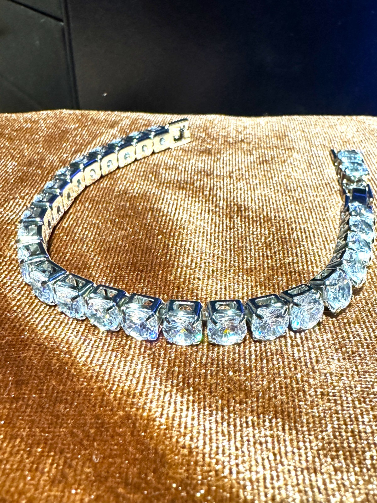 Synthetic Cubic Zirconia Bracelet 7.5″ 6 Mm White Stones White Gold Plated