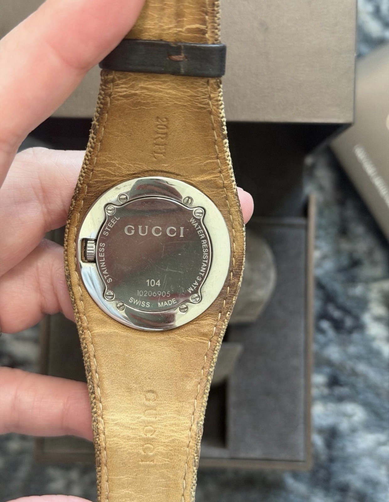Gucci Silver Stainless Steel GG Fabric Bandeau 31mm Watch