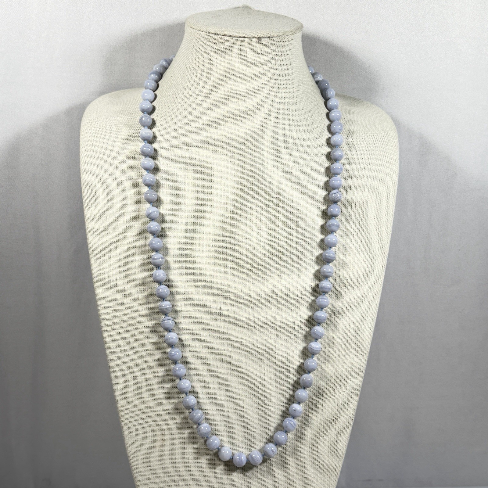 Vintage Blue Lace Agate Beaded Necklace 31″ Endless Strand Hand Knotted 9.7 mm