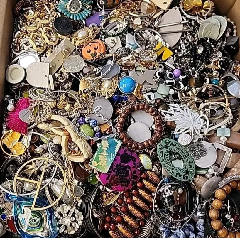 HUGE 20 Pounds Untested Jewelry Lot Vintage Mod Junk Craft & Good Resell Mix In