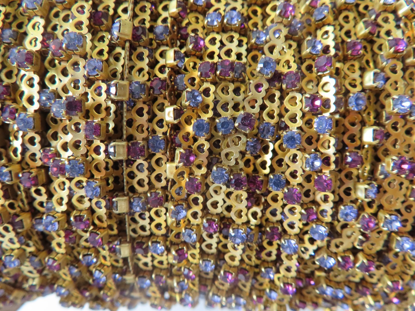 3 Feet Swarovski Rhinestone fancy Heart chain 24pp Tanzanite,Amethyst. Brass