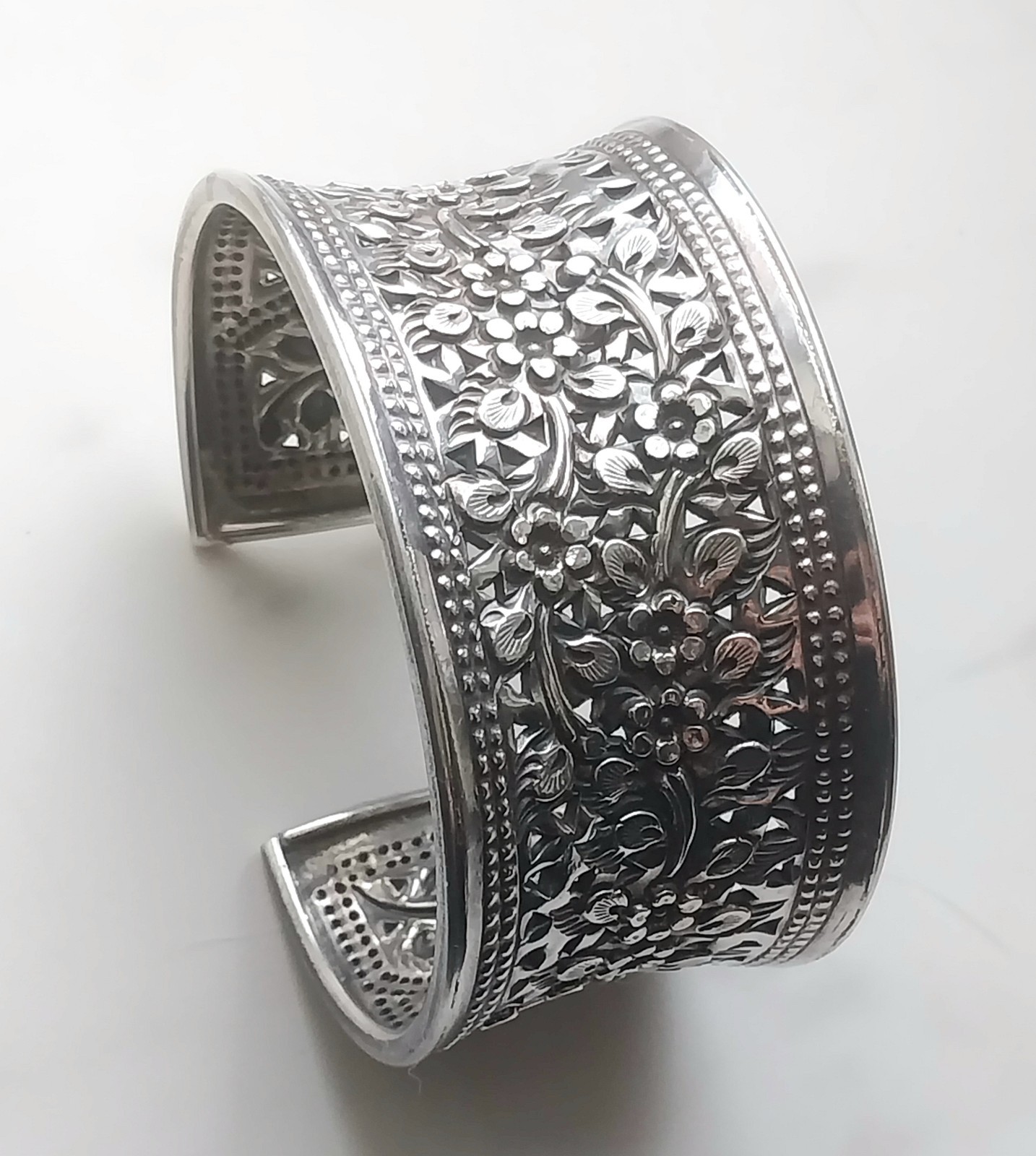 Vtg Armenian Artisan Hand Carved Silver Pierced Floral Cuff Bracelet Openwork XL