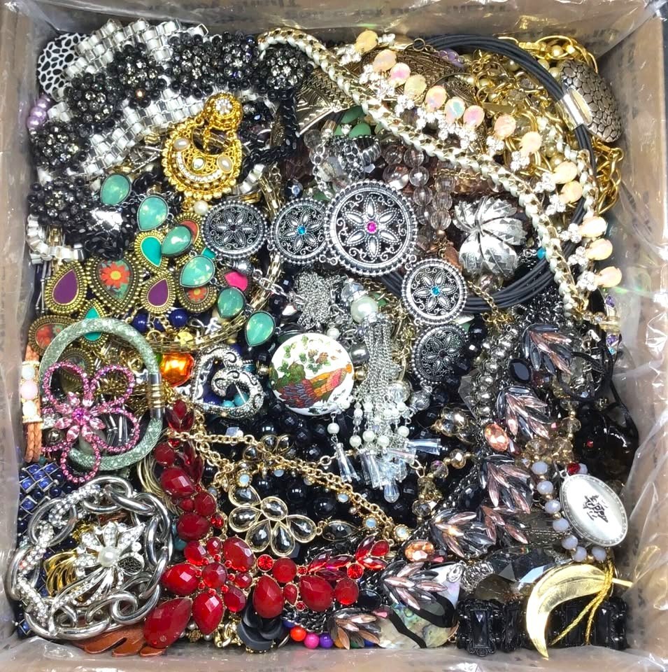 3 Lbs Unsearched Jewelry Lot VTG & Now Junk & Wear & Resell Tangled BIG FUN HUNT