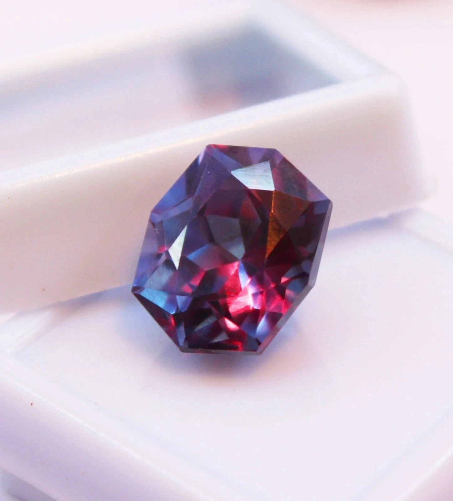 10 Ct Natural AA+ CERTIFIED Alexandrite Color Change Fancy Cut Loose Gemstone