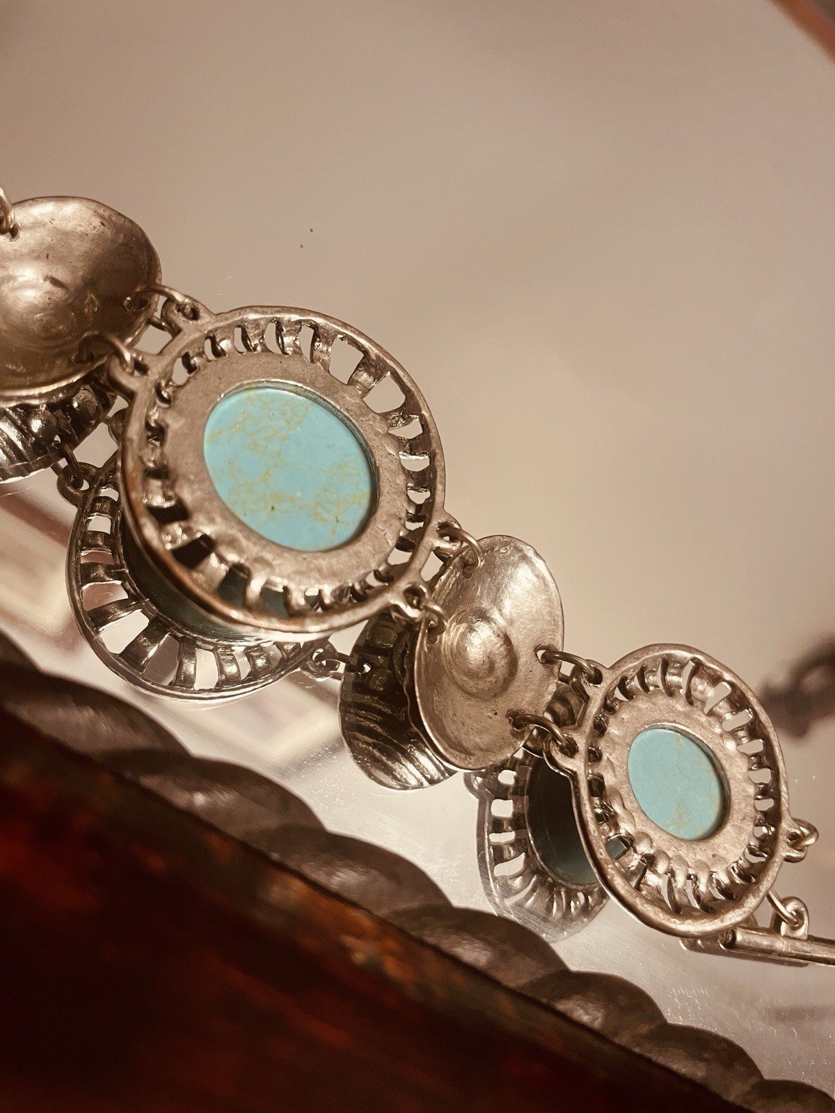 Silver Tone Link Bracelet Toggle Closure Oval Blue Turquoise Bezel-Set
