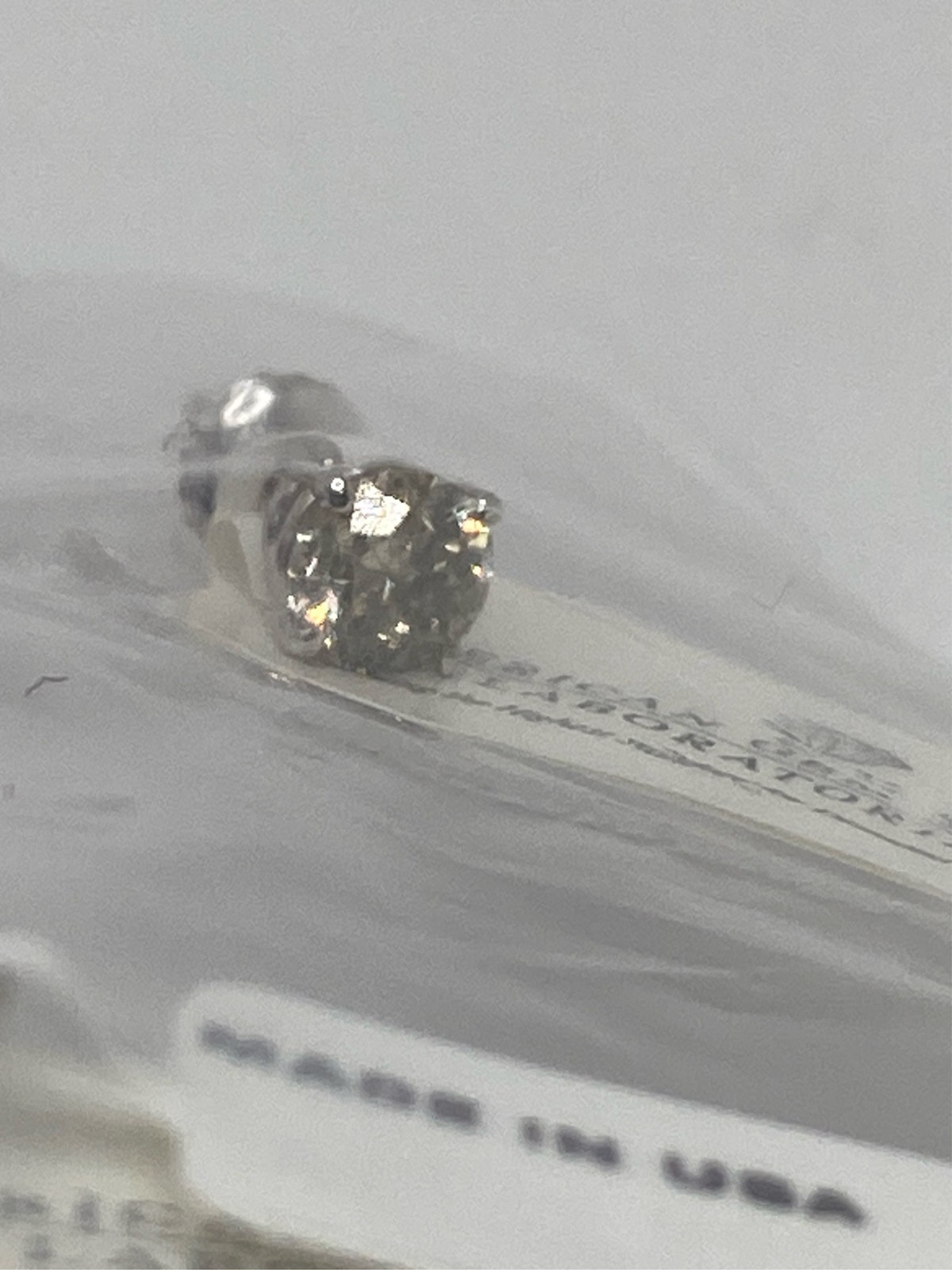 1.25 Carat 14K White Gold IGI Certified LAB GROWN Round Cut Diamond Stud Earring