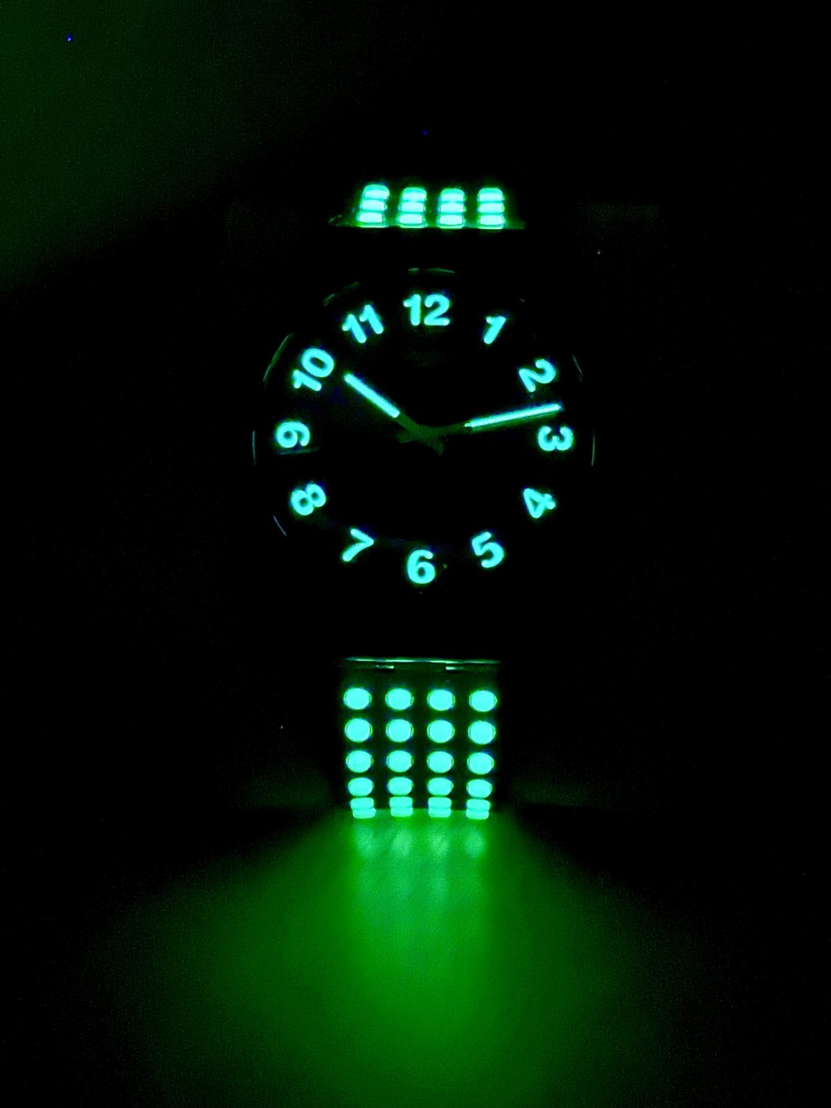 Swatch SUOB147 “Punti Gialli” Swiss Quartz Watch