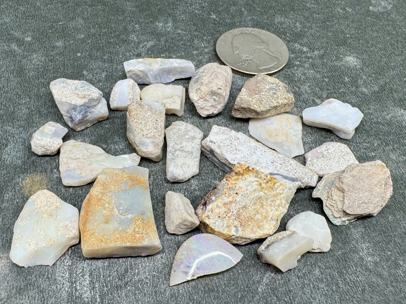 156ct Mintabie Australian Opal Rough Parcel 22pcs Multicolor Old Stock 1oz White