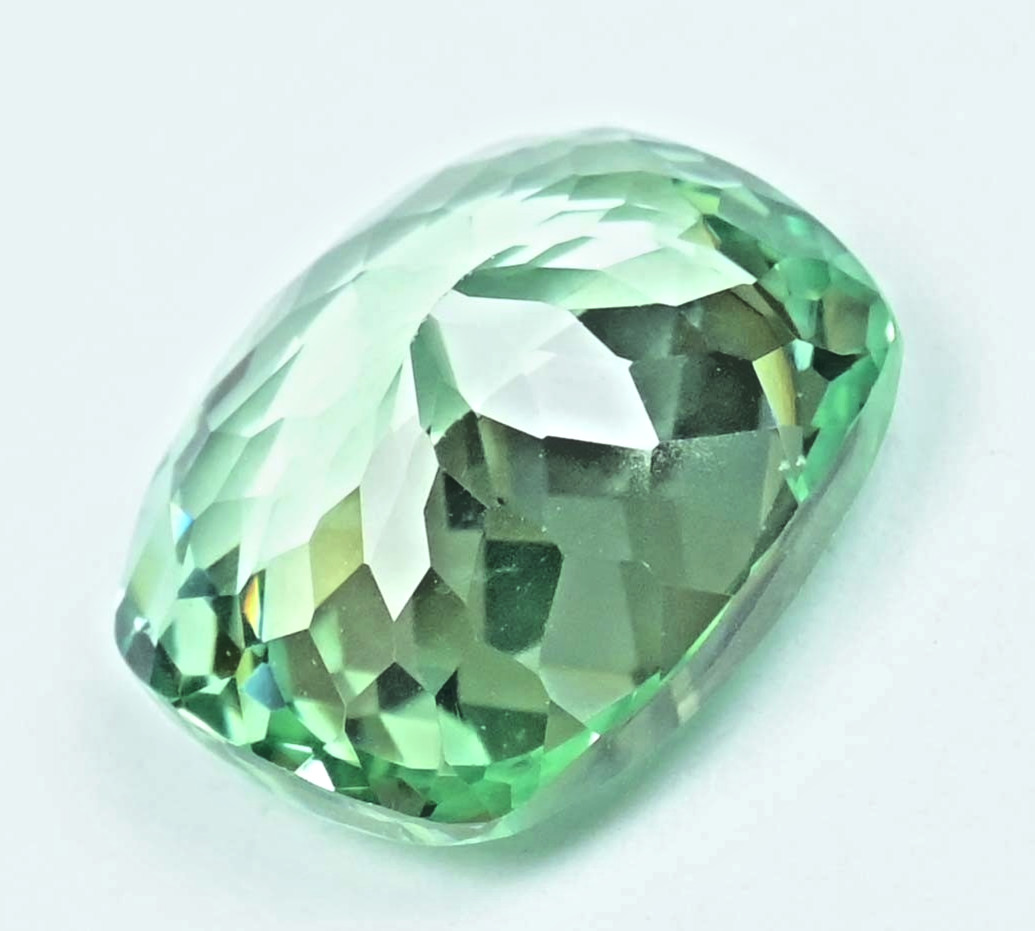 Flawless Natural Green Montana Sapphire 13.75 Ct Cushion Cut Certified Gemstone