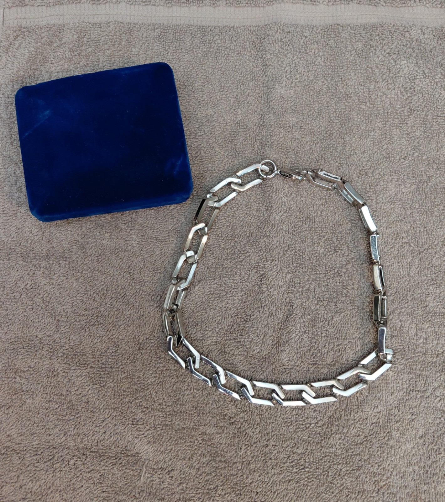 Heavy Stainless Steel Geometric Link Chain Necklace w/ Velvet Box