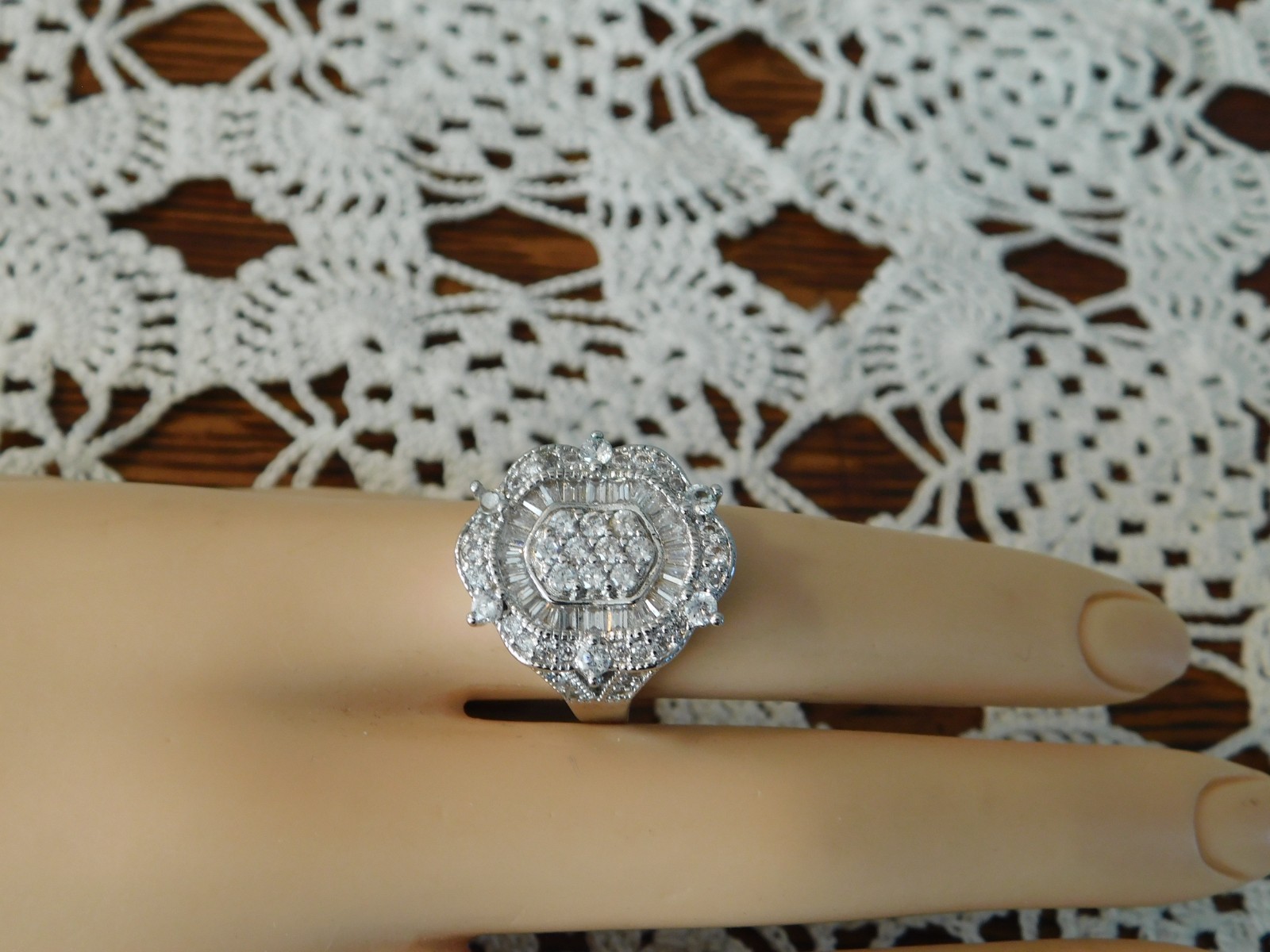 Sterling Silver Cubic Zirconia Statement Ring Size 7 Signed Canada 925